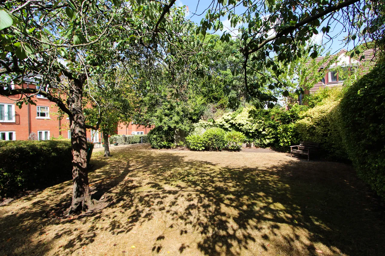 Flat 1, Rockingham House, Sutton Coldfield, 161 Birmingham Road, B72 1LX, photo 23