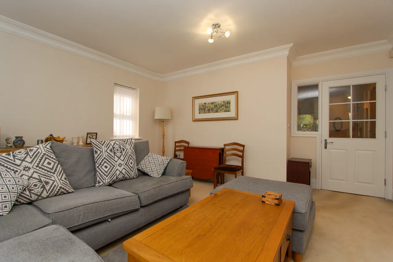 Flat 1, Rockingham House, Sutton Coldfield, 161 Birmingham Road, B72 1LX, photo 4