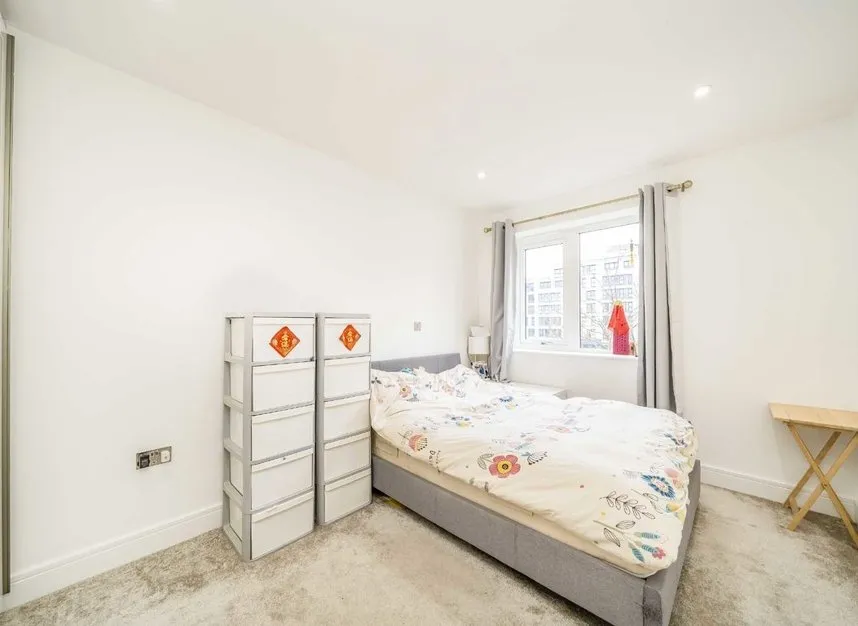 Silverworks Close, Colindale, NW9, photo 6