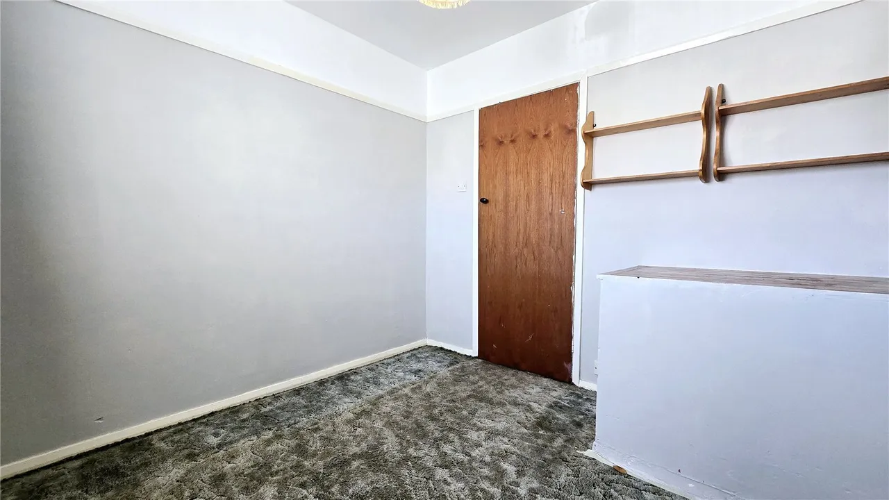 London Road, Holyhead, LL65, photo 13