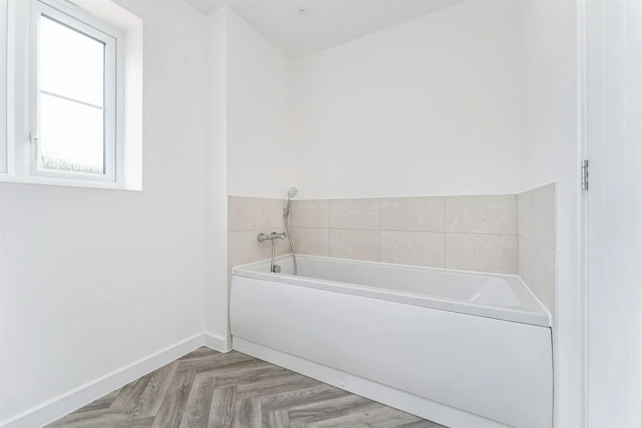 Salix Way, Somersham, PE28, photo 14