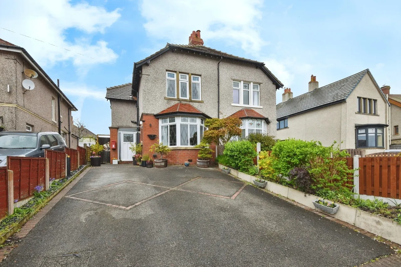 3 bed house for sale, Mayfield Drive, Morecambe, LA4