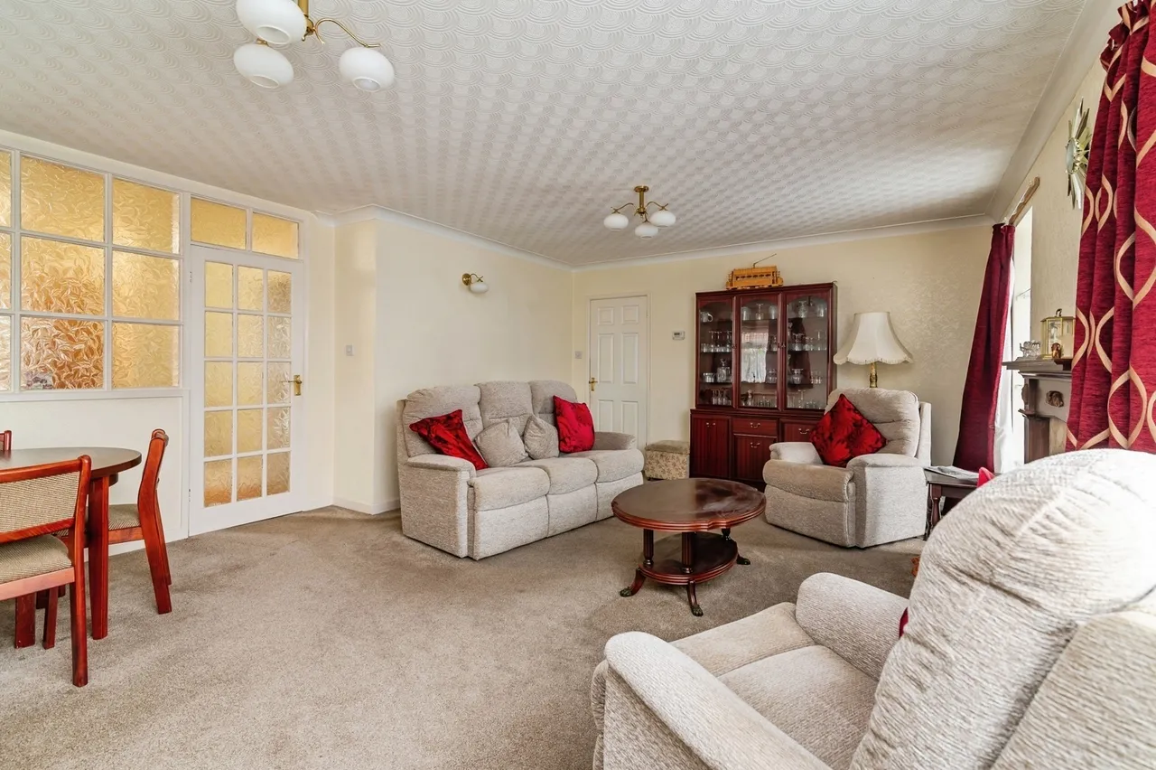 Raymond Drive, Bingham, NG13, photo 4