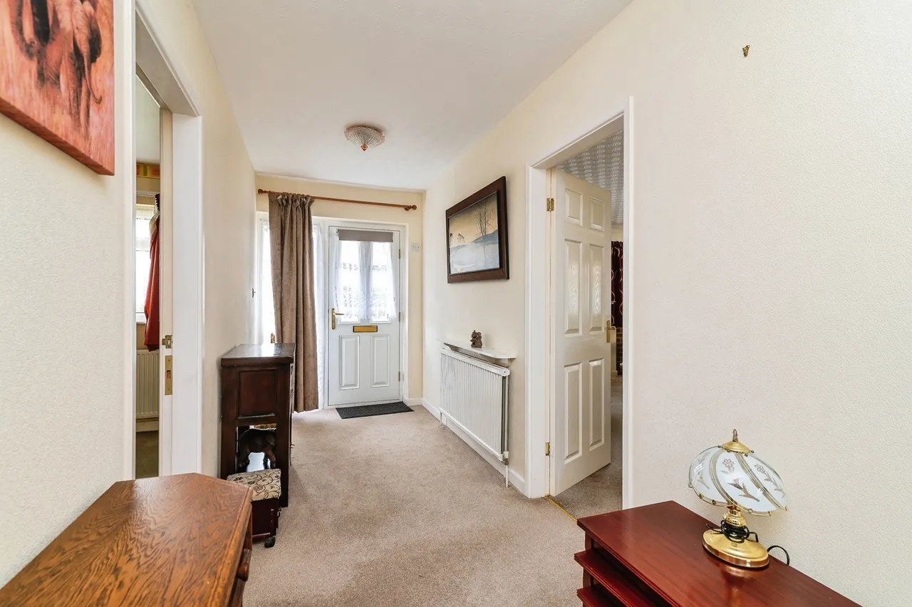 Raymond Drive, Bingham, NG13, photo 10