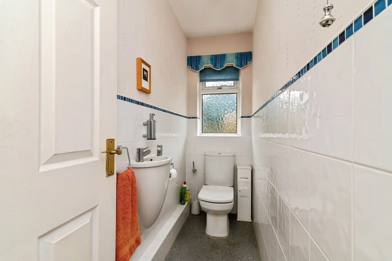 Raymond Drive, Bingham, NG13, photo 9