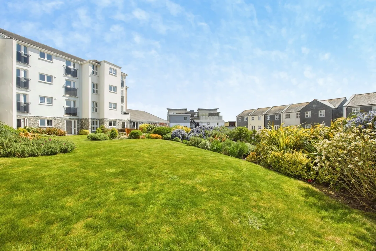 1 bed flat for sale, Narrowcliff, Newquay, TR7