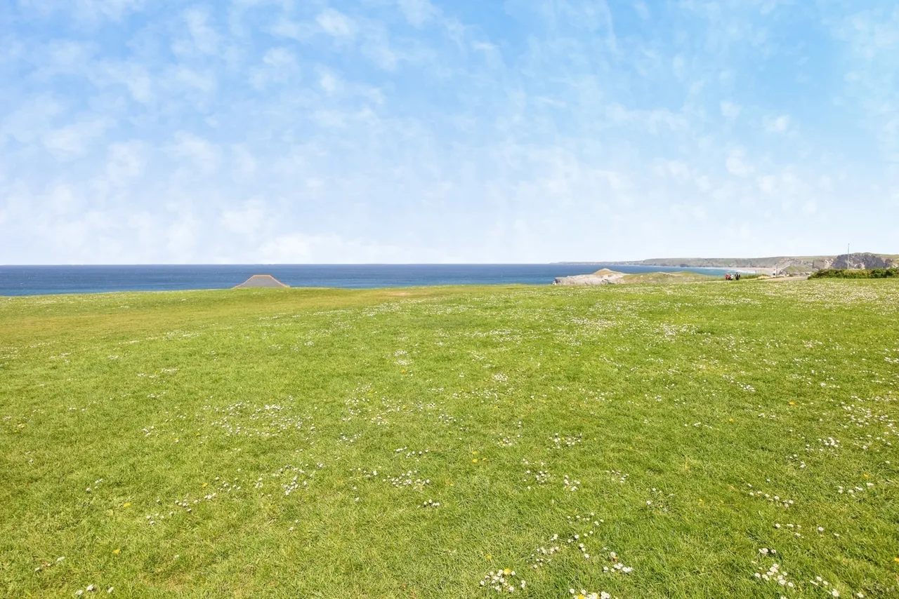 Narrowcliff, Newquay, TR7, photo 3