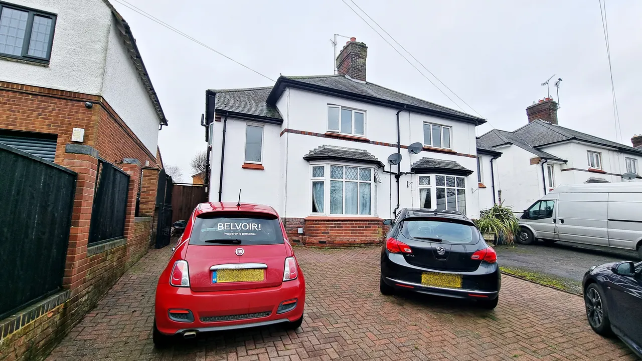 3 bed house for sale — Bedford Road, Rushden, Northamptonshire