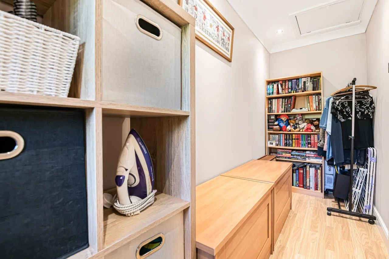 Coombes Road, London Colney, AL2, photo 16