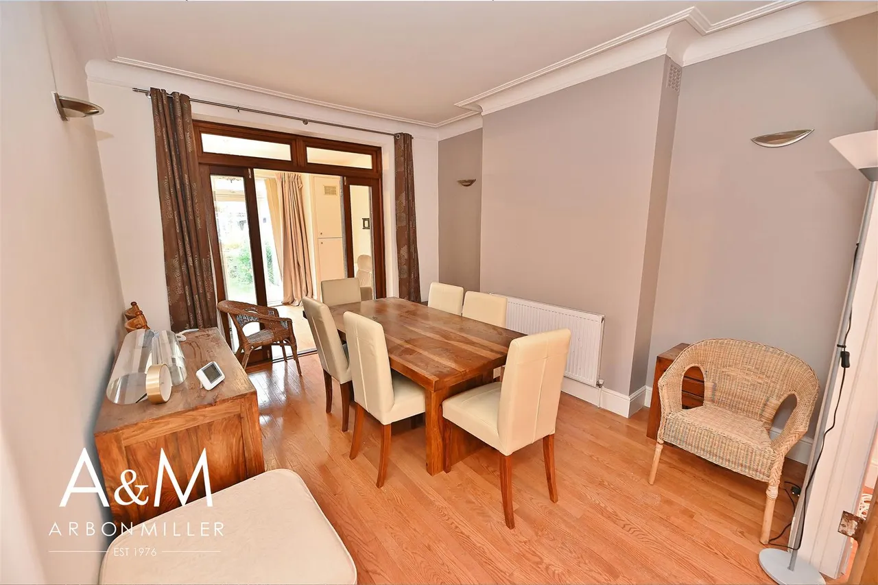 St Edmunds Road, Ilford, IG1, photo 6
