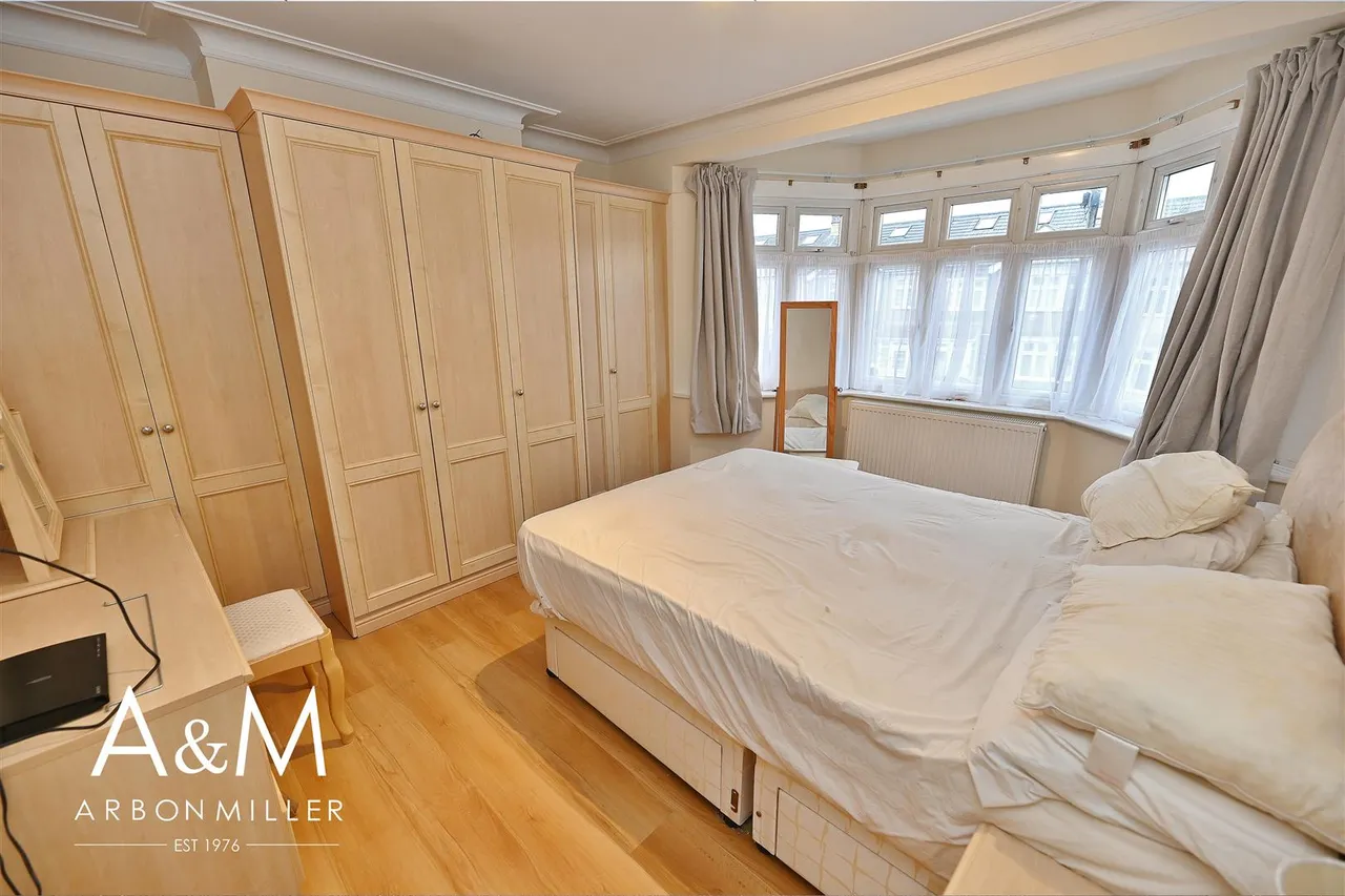 St Edmunds Road, Ilford, IG1, photo 11