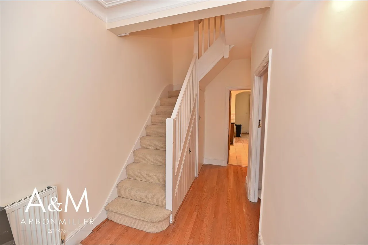 St Edmunds Road, Ilford, IG1, photo 7