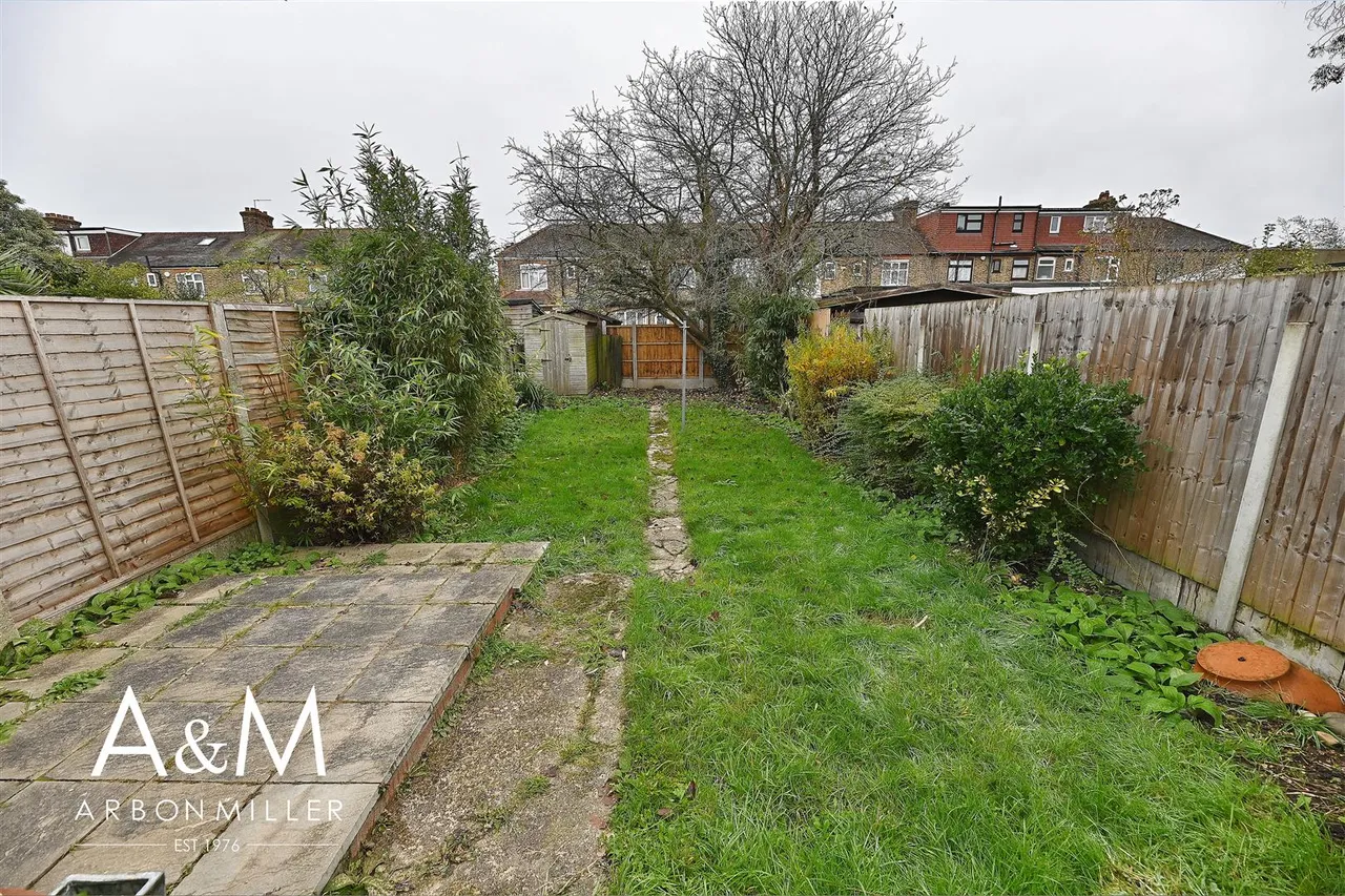 St Edmunds Road, Ilford, IG1, photo 15