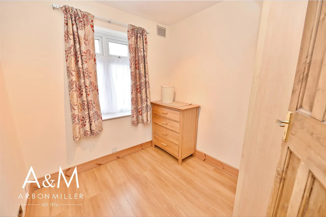 St Edmunds Road, Ilford, IG1, photo 13