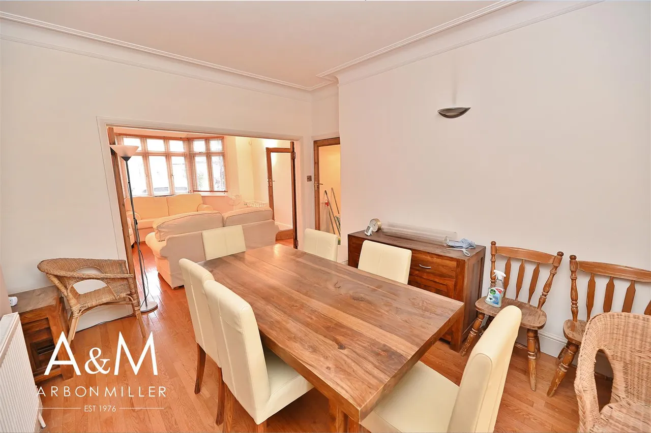 St Edmunds Road, Ilford, IG1, photo 5
