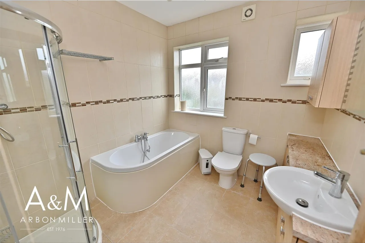 St Edmunds Road, Ilford, IG1, photo 14