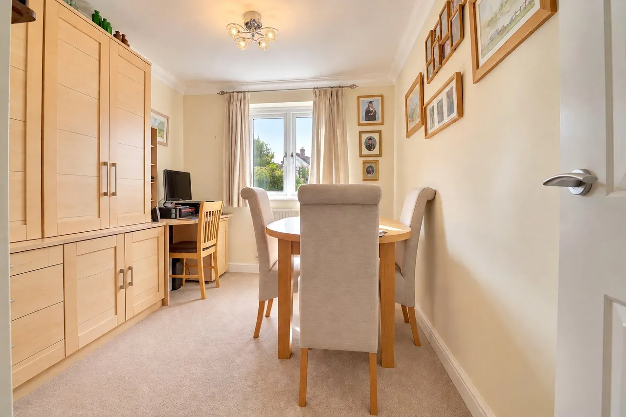 Kingdons Court, South Molton, EX36, photo 5