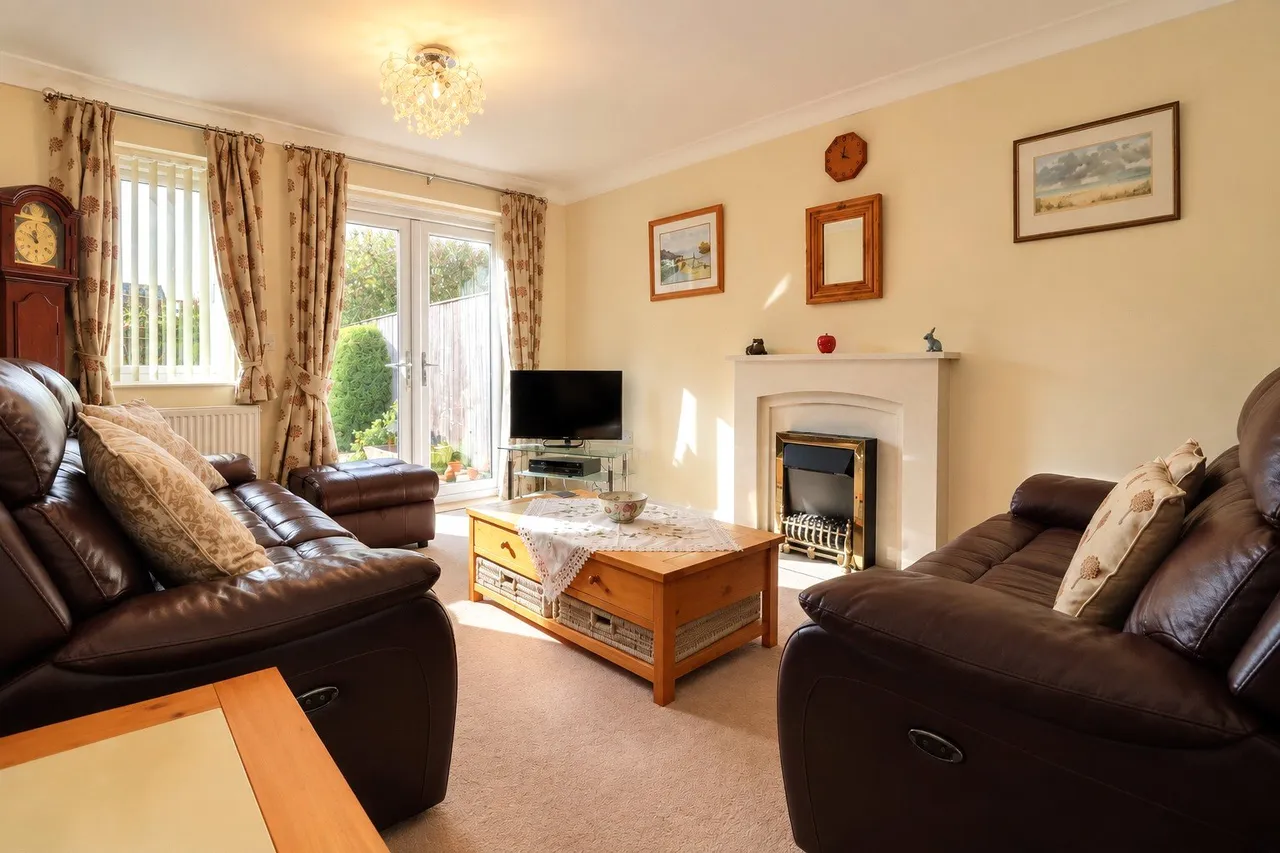 Kingdons Court, South Molton, EX36, photo 3