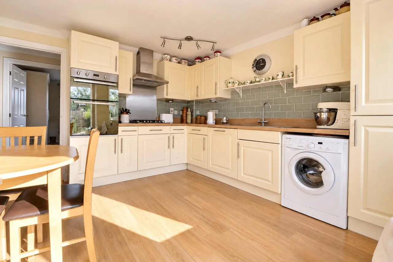 Kingdons Court, South Molton, EX36, photo 4