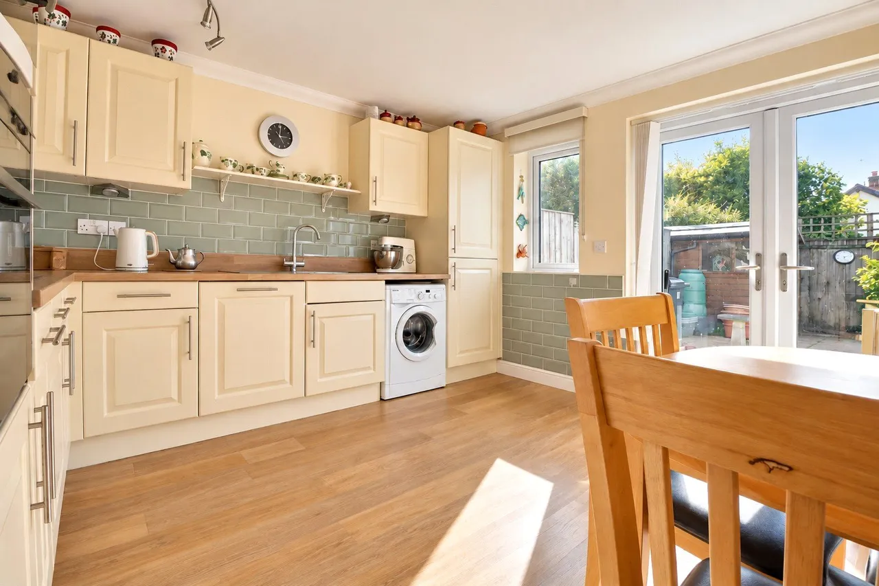 Kingdons Court, South Molton, EX36, photo 2