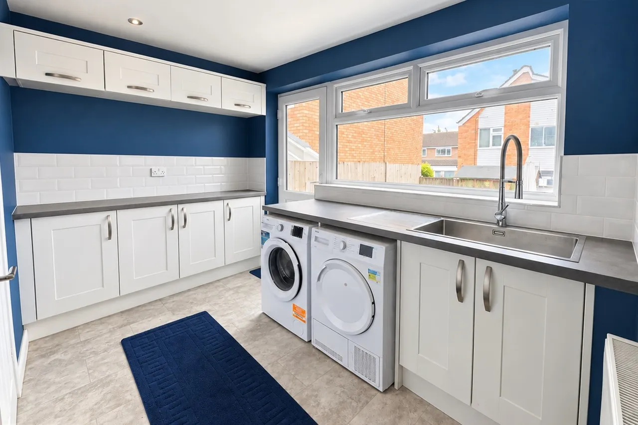 Russell Drive, Ampthill, photo 7