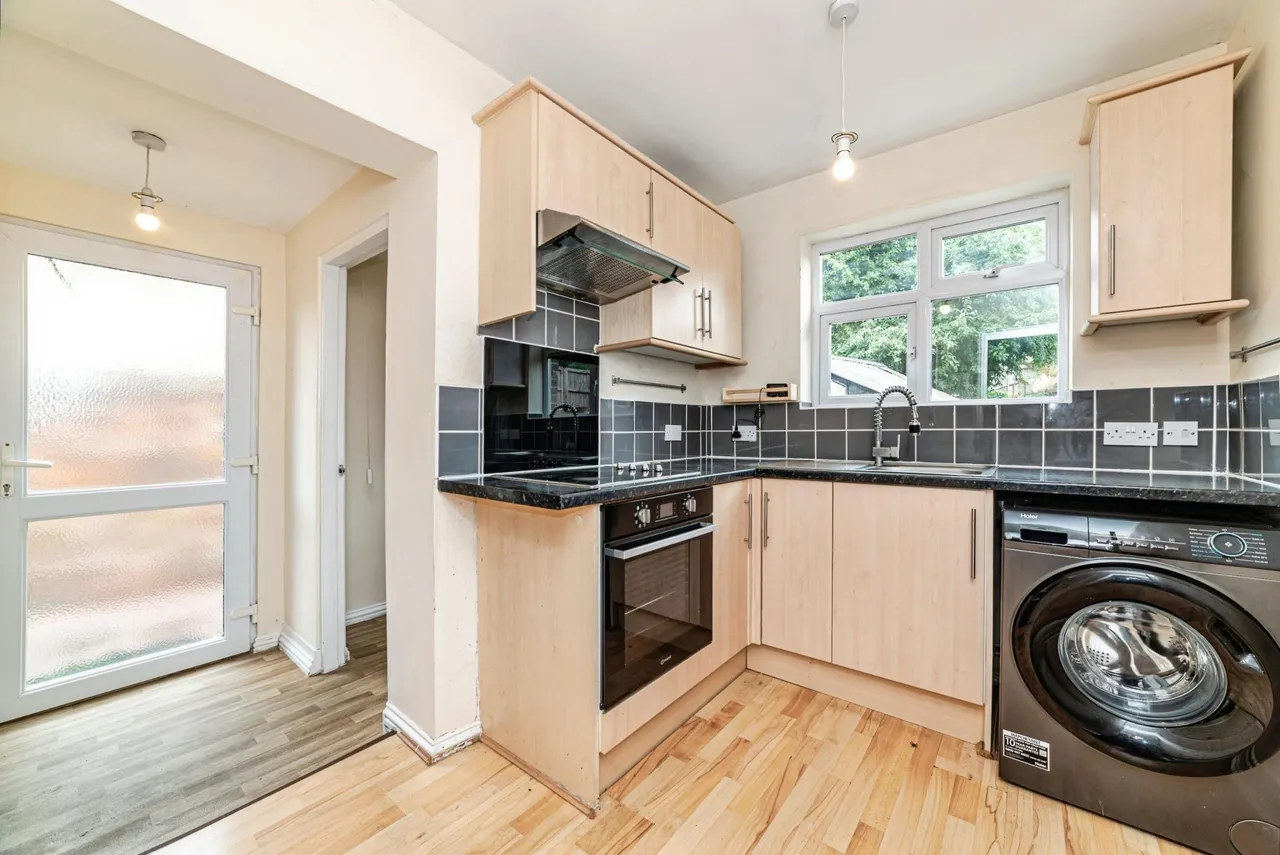 Kentwood Hill, Reading, RG31, photo 10