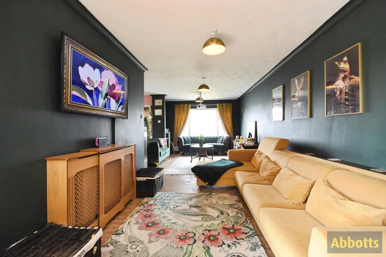 Derwent Avenue, Rayleigh, Essex, SS6, photo 5
