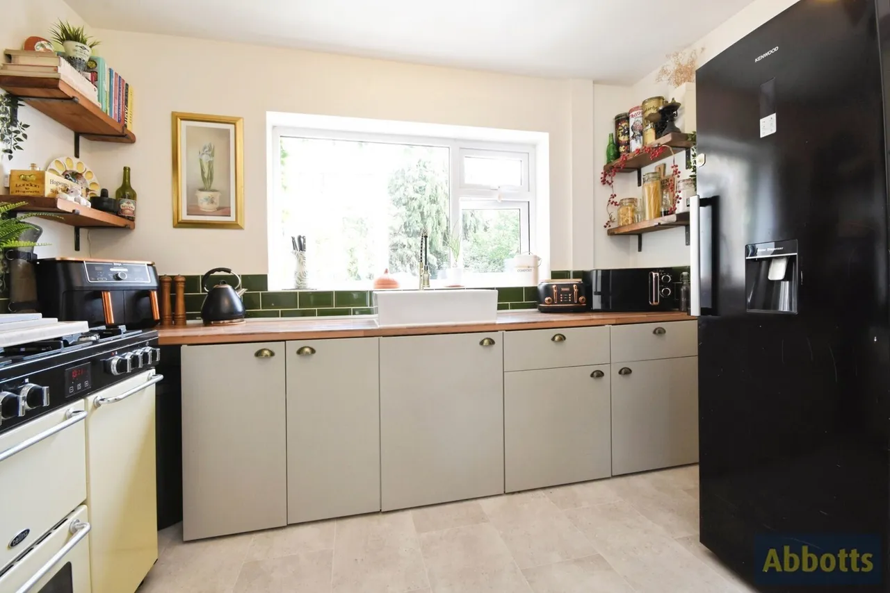 Derwent Avenue, Rayleigh, Essex, SS6, photo 9
