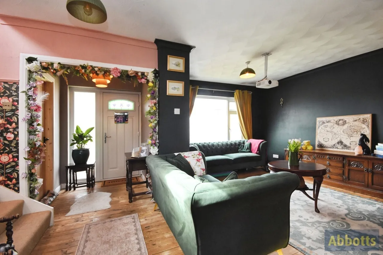 Derwent Avenue, Rayleigh, Essex, SS6, photo 2