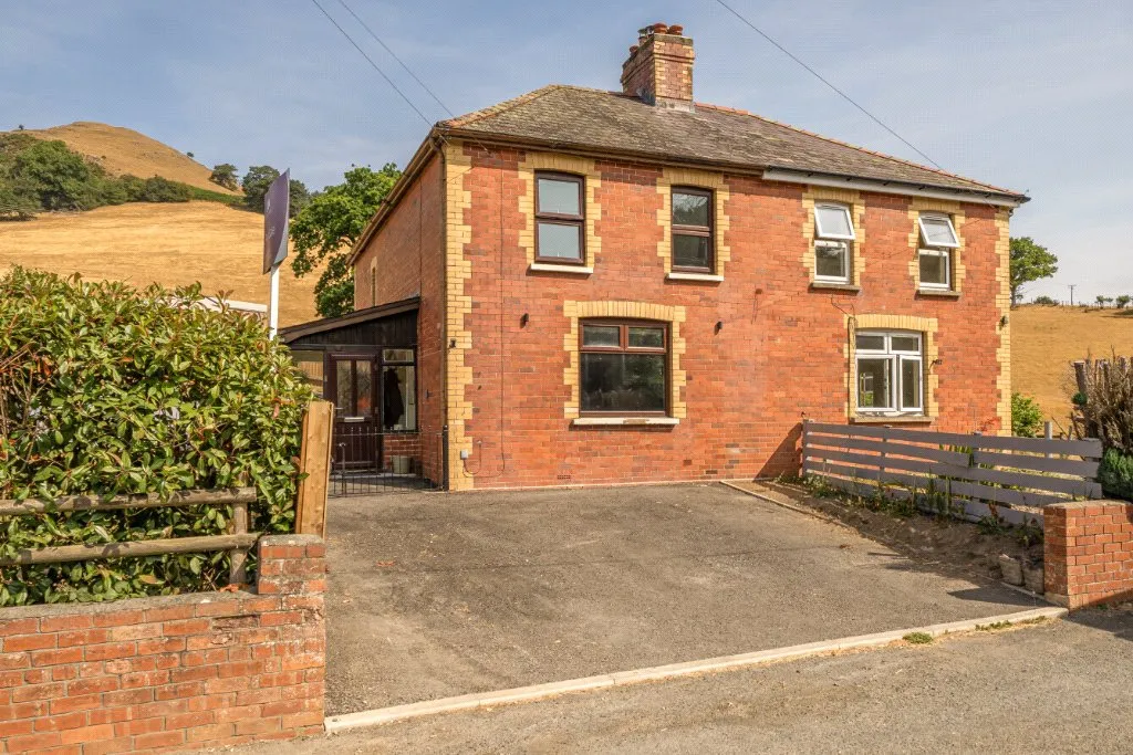 3 bed house for sale — Llanfaredd, Builth Wells, Powys, LD2 3TD