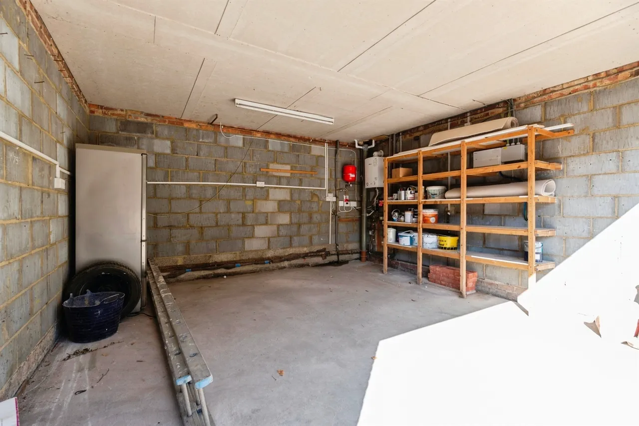 Vesta Close, Coggeshall, CO6, photo 32