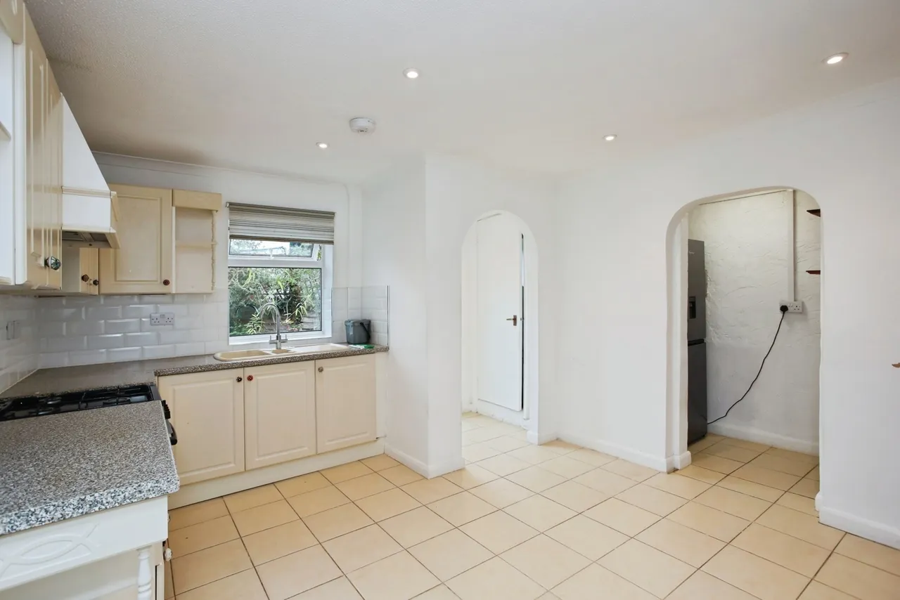 Lodge Road, Tonbridge, TN9, photo 12