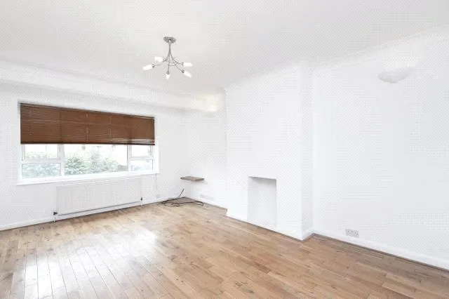 Cyprus Road, London, N3, photo 2