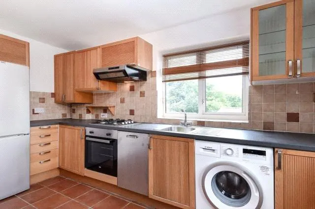 Cyprus Road, London, N3, photo 5