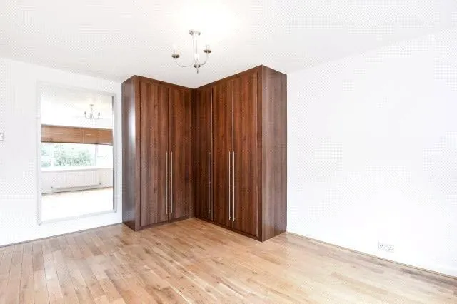 Cyprus Road, London, N3, photo 9