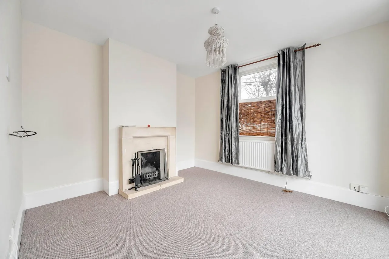 Victoria Place, Bourne, PE10, photo 8