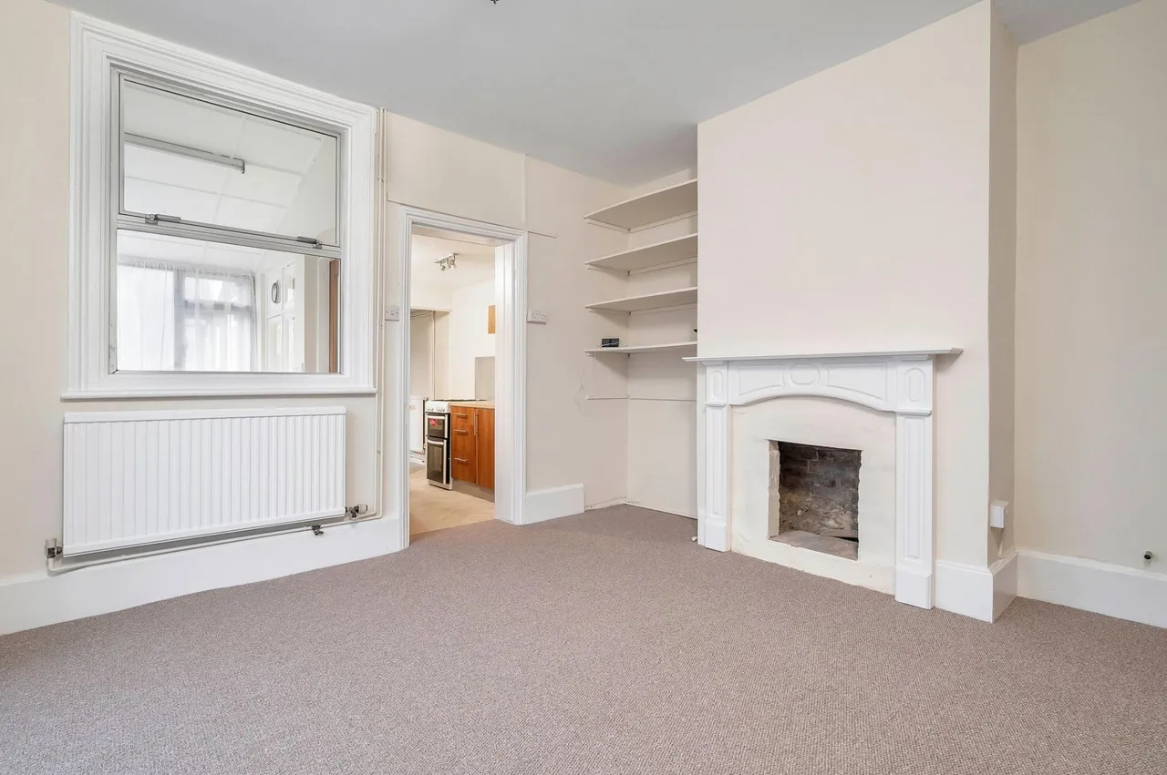 Victoria Place, Bourne, PE10, photo 10