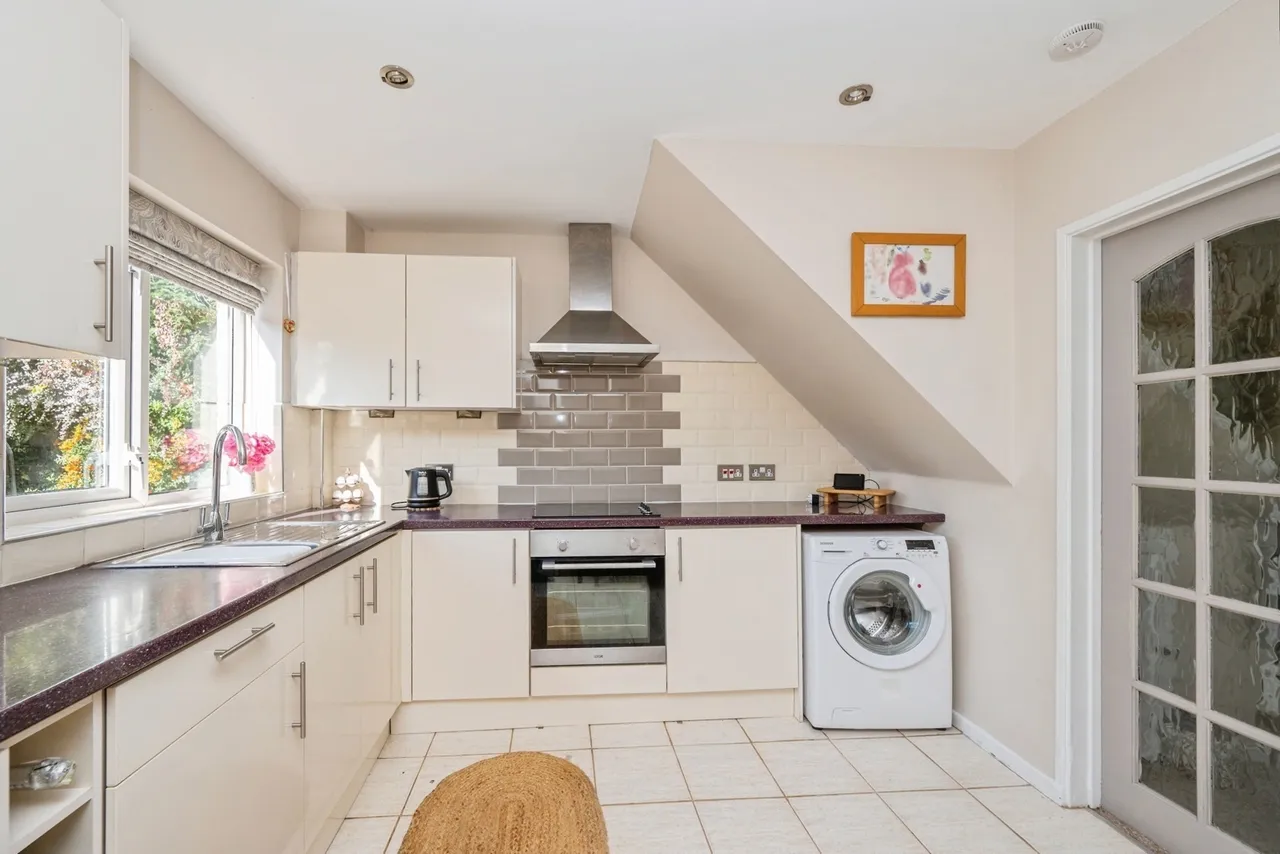 Broom Covert Road, Swinfen, WS14, photo 7