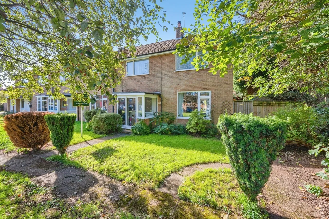 Broom Covert Road, Swinfen, WS14, photo 25