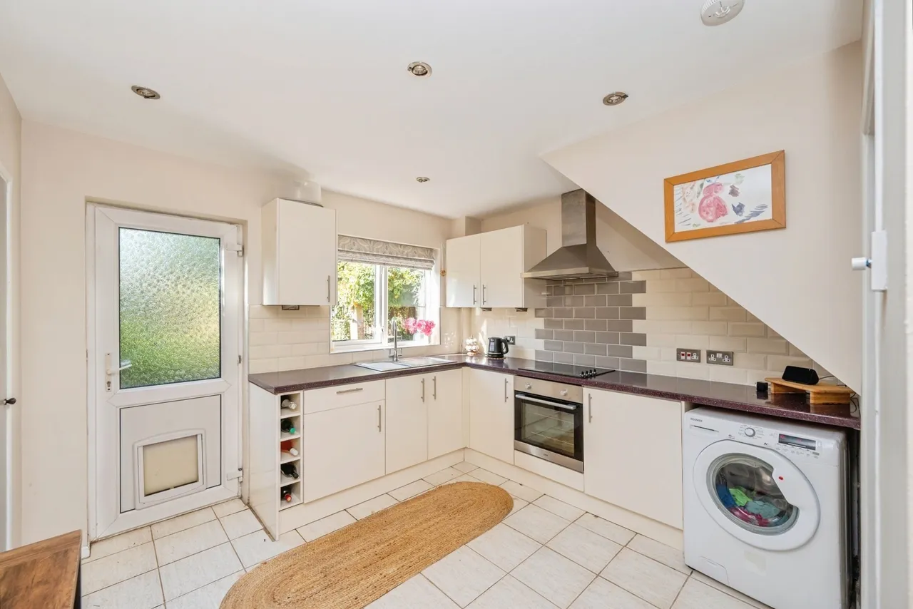 Broom Covert Road, Swinfen, WS14, photo 6