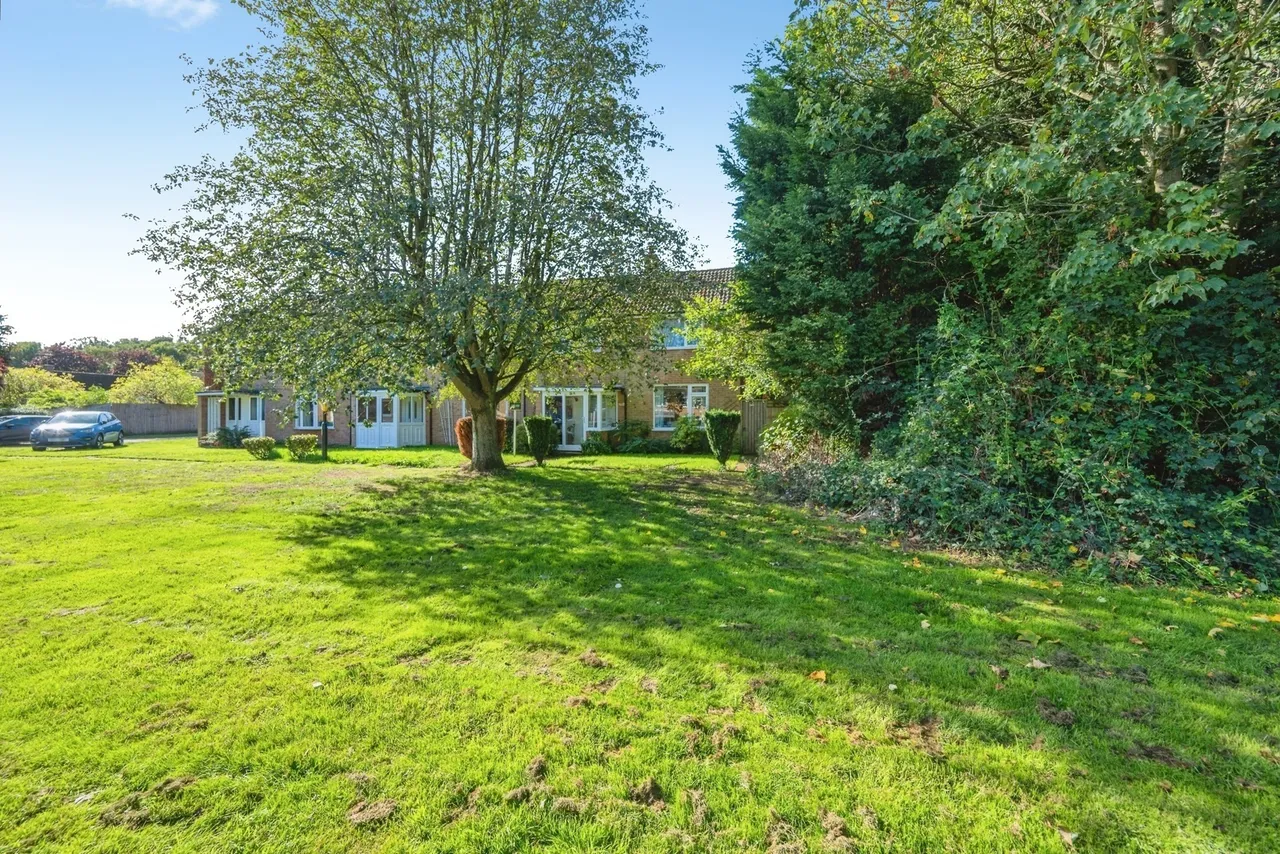 Broom Covert Road, Swinfen, WS14, photo 26