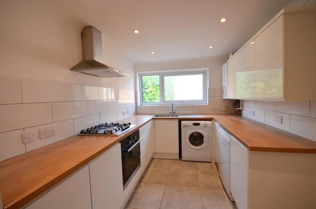 Grandfield Avenue, Watford, photo 5