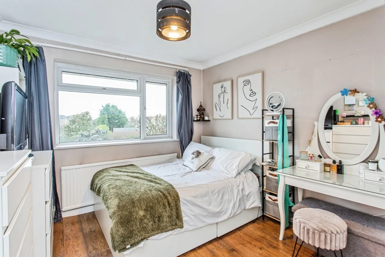 Plymtree, Thorpe Bay, SOUTHEND-ON-SEA, Essex, SS1, photo 11