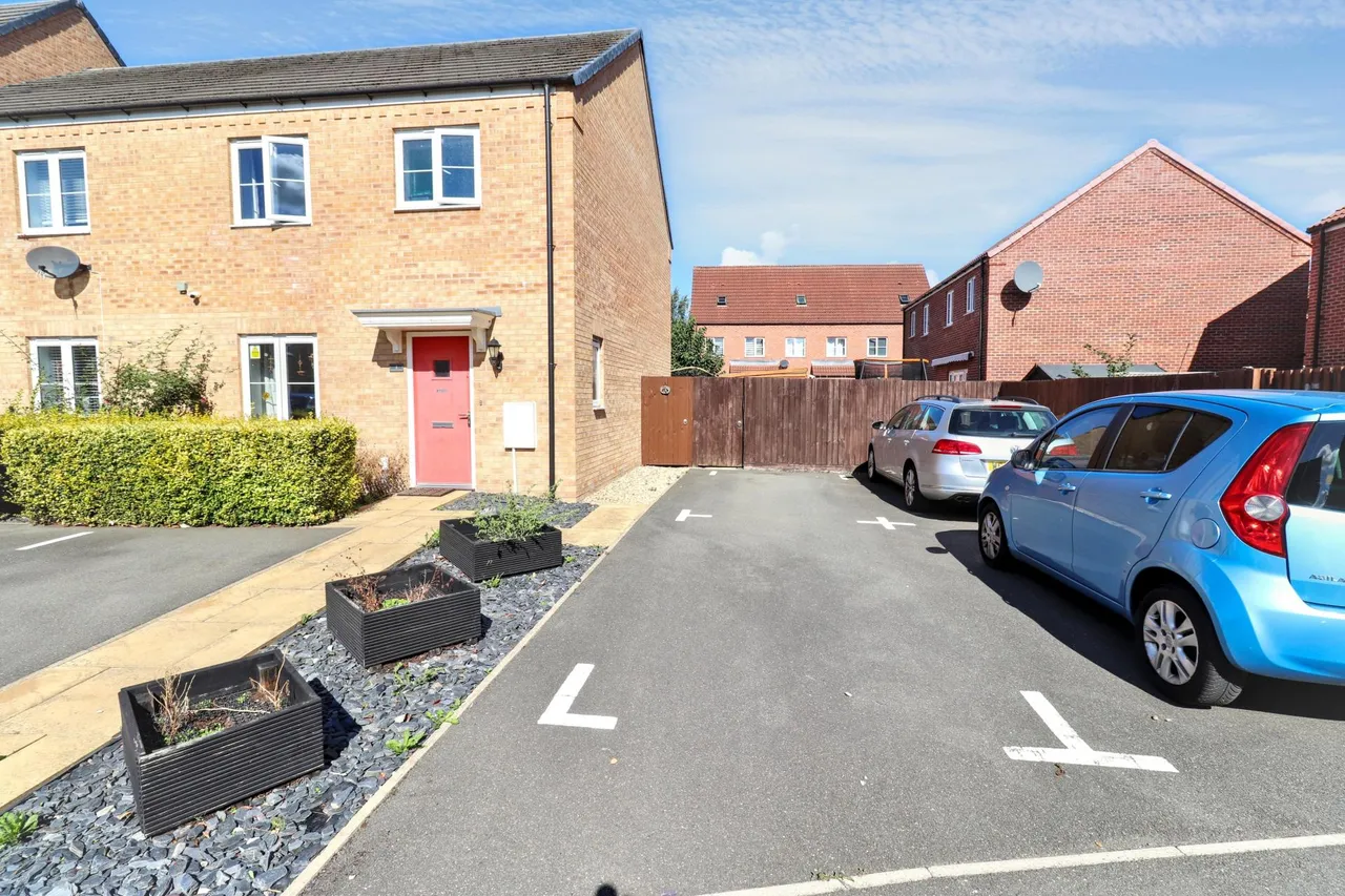 Saltern Drive, Spalding, PE11, photo 12