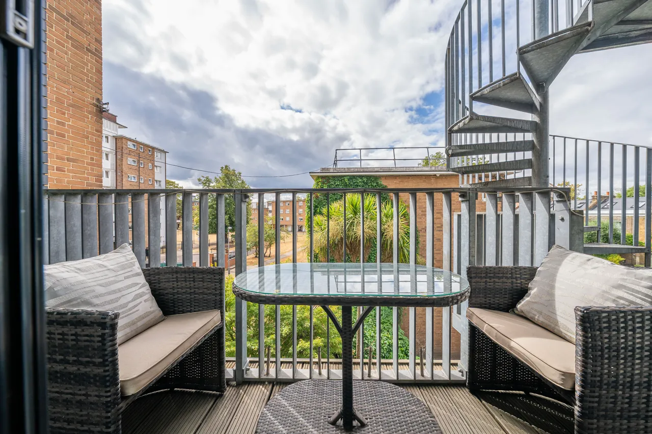 1 Larkhall Lane, London, SW4, photo 7