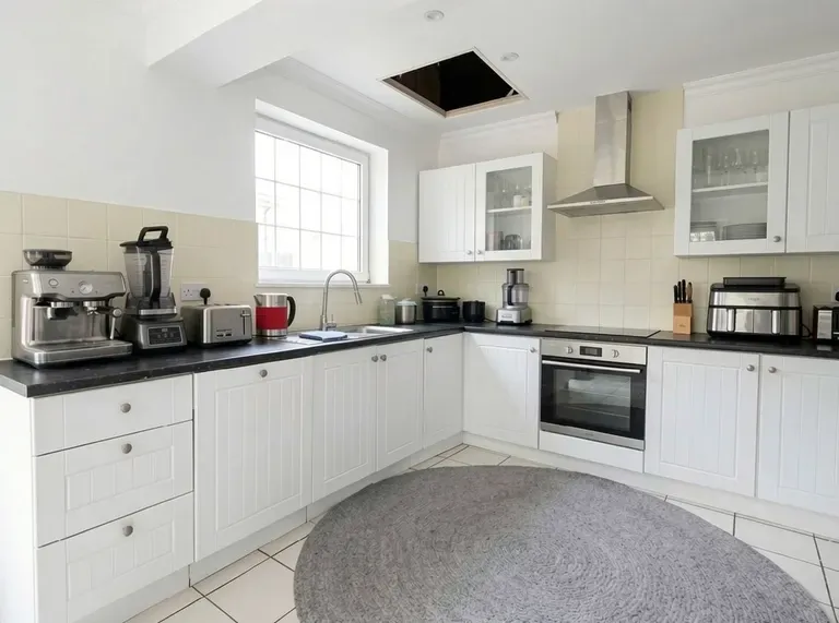 Castles Close, Stotfold, SG5, photo 9