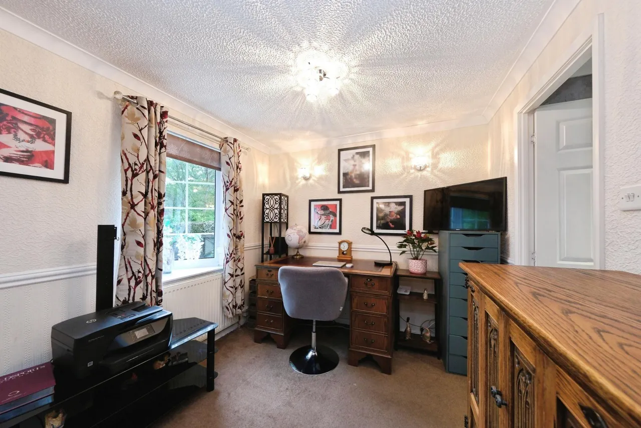 Southwell Road East, Mansfield, NG21, photo 9
