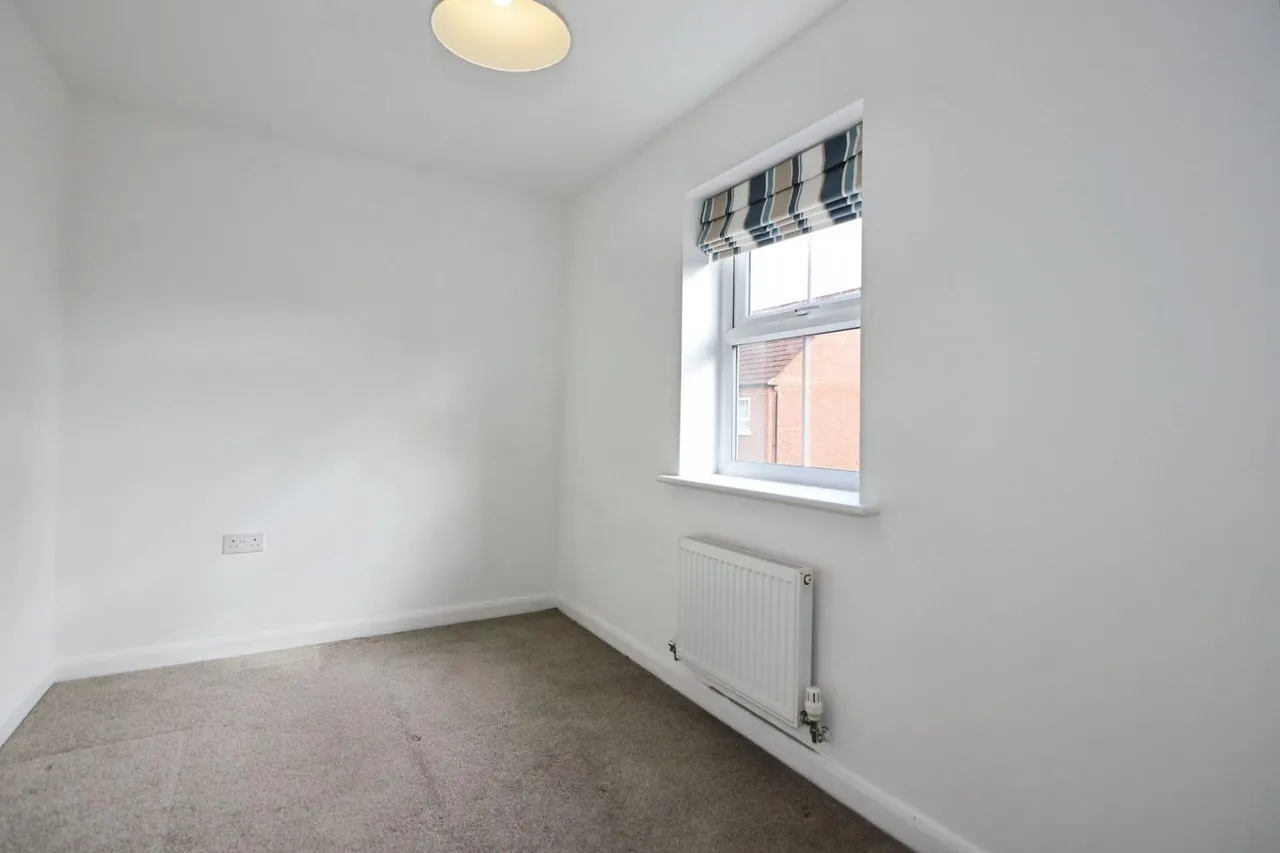 Clarence Place, Ashby-De-La-Zouch, LE65, photo 12