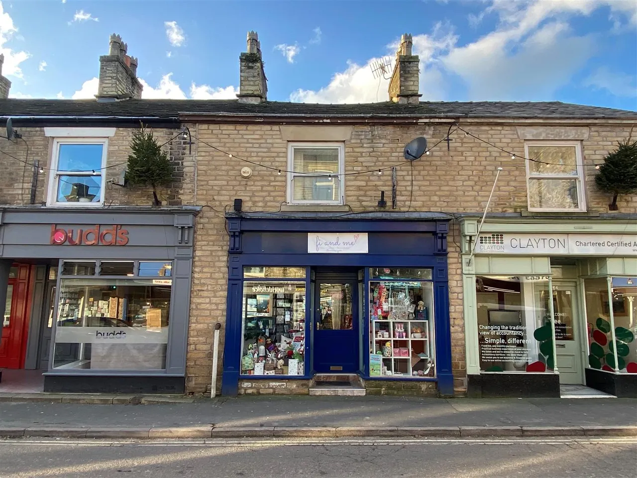 1 bed commercial for sale, Market Street, New MIlls, SK22