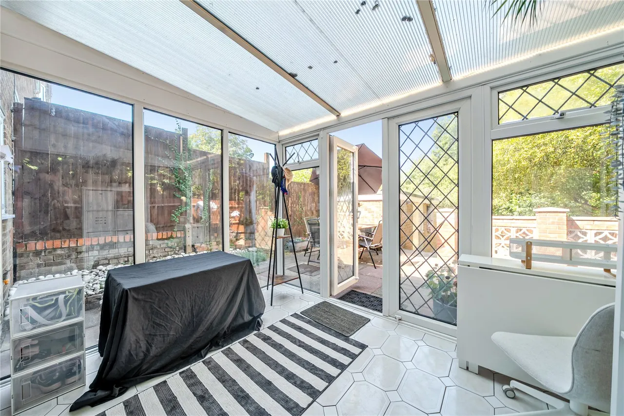 Oakwood Drive, Southampton, Hampshire, SO16 8EJ, photo 5